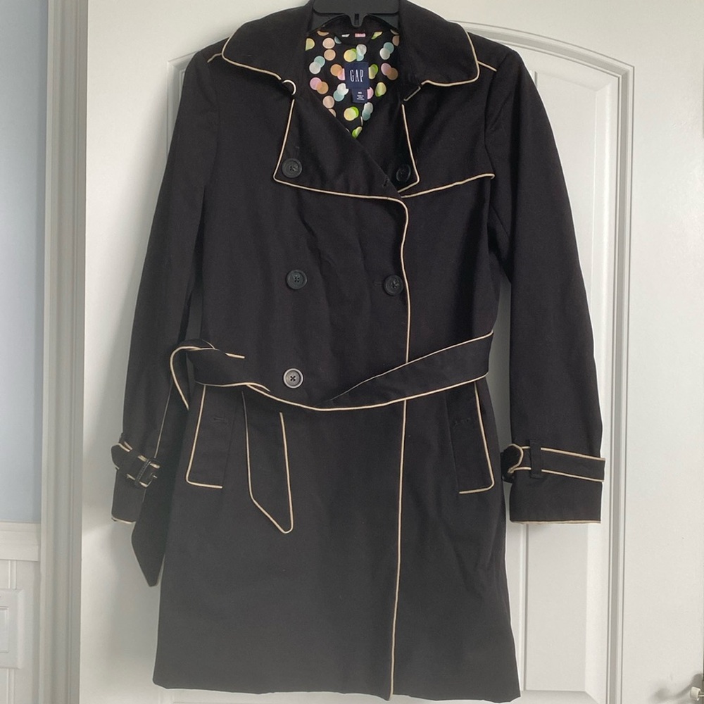 Gap Black Women’s Rain Jacket